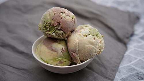 Mozartkugel-Eis