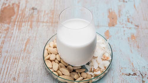 Kokos Mandelmilch
