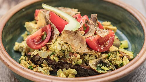 Scrambled Tofu mit "Speck"
