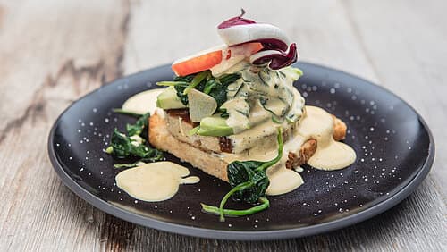 Tofu Benedict mit Blitz-Hollandaise