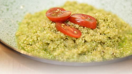 Grünes Quinoa