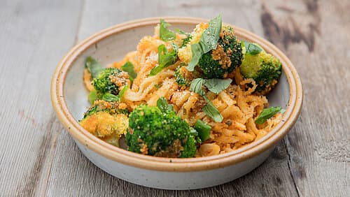 Brokkoli-Brösel-Pasta