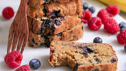 Bananen-Blaubeer-Brot