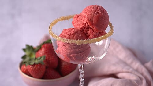 Strawberry-Mylkshake-Eis Strawberry-Mylkshake-Eis