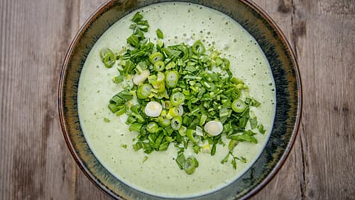 Gebackener Blumenkohl Teil III: grüne Joghurtsauce Gebackener Blumenkohl Teil III: grüne Joghurtsauce