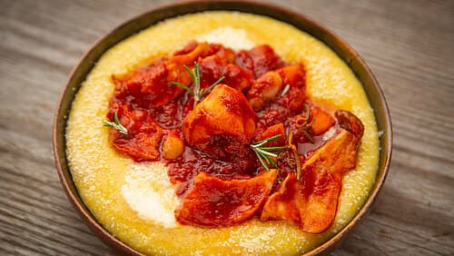 Polenta Morbida mit Pilzgulasch Polenta Morbida mit Pilzgulasch