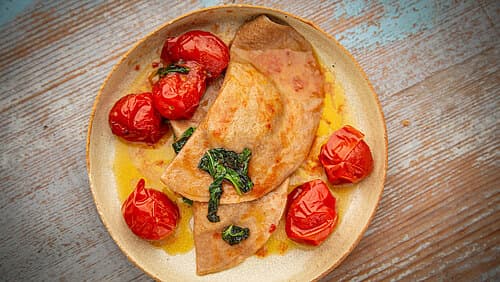 Mezzelune gefüllt mit Cashew-Frischkäse Mezzelune gefüllt mit Cashew-Frischkäse