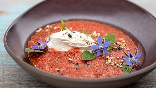 Gourmetgazpacho mit Joghurteis Gourmetgazpacho mit Joghurteis